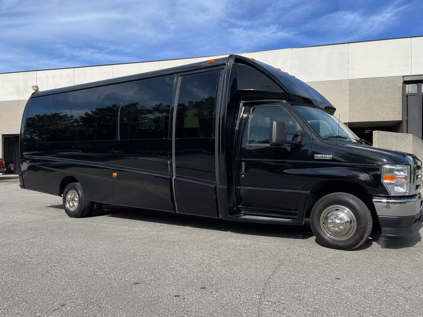 15 passenger minibus