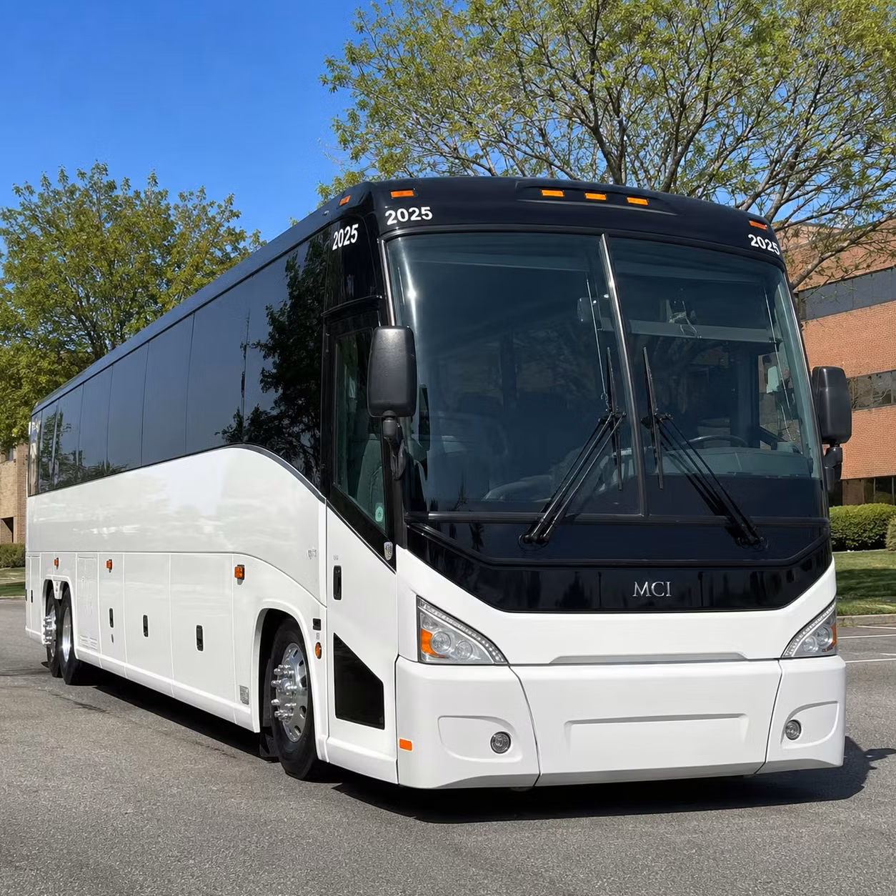 skip the i 25 gridlock with a broomfield concert bus rental